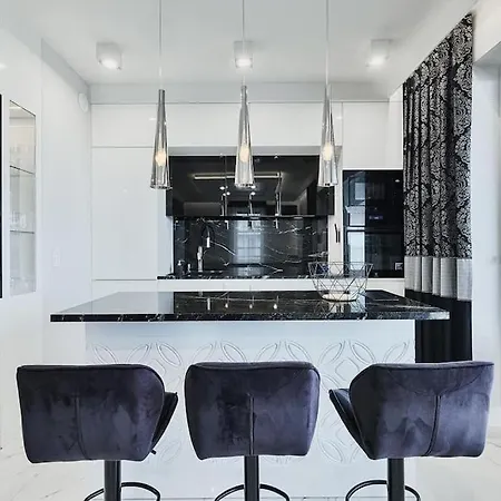 Apartment Glamour *
